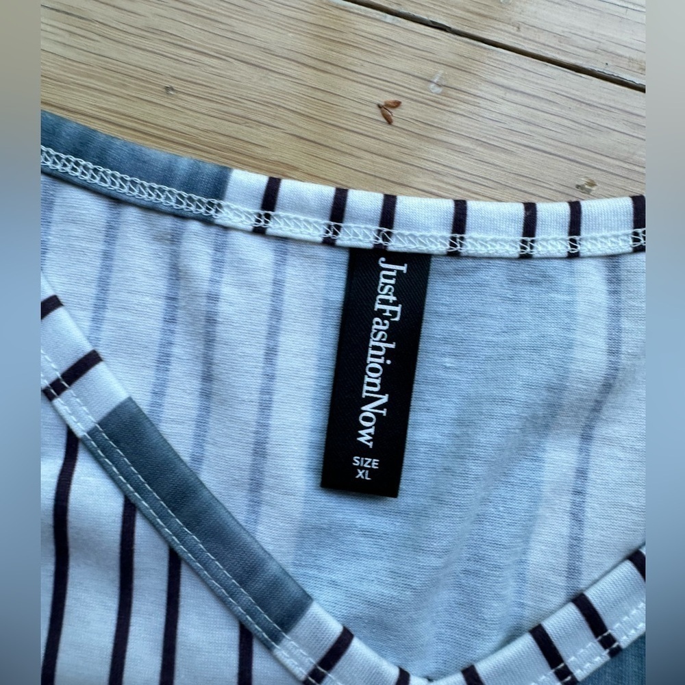 NWOT Just Fashion Now Tank Top - Picture 3 of 4